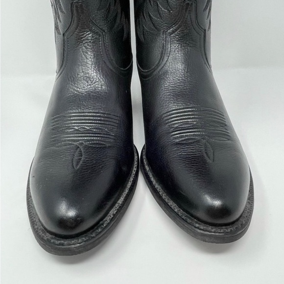Ariat Mens boots. Round toes . Size 10D. Black leather. New - Picture 7 of 8